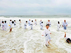 East Coast Black Belt Academy Beach Training